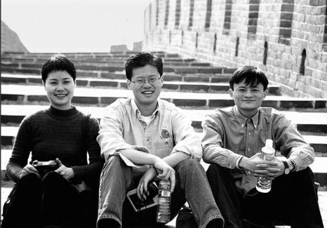 2003年他花750元冒险网购