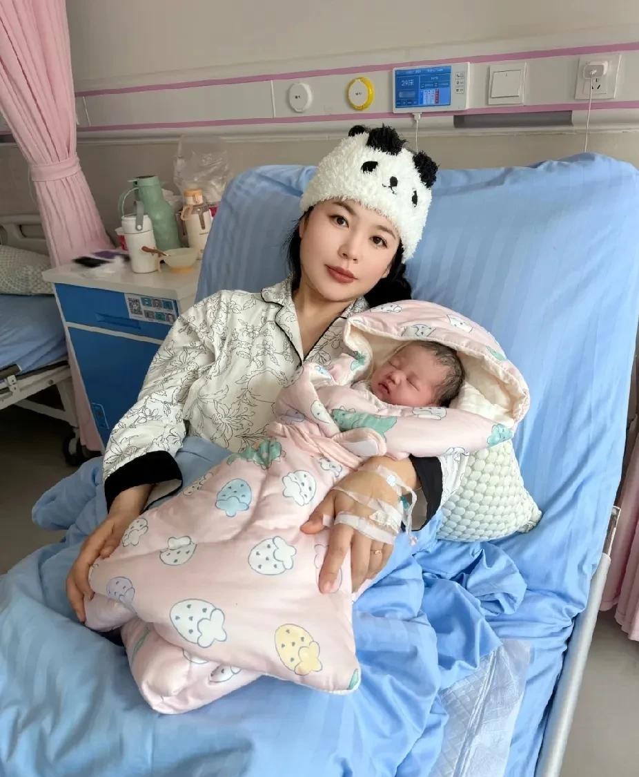 32岁未婚先孕回家