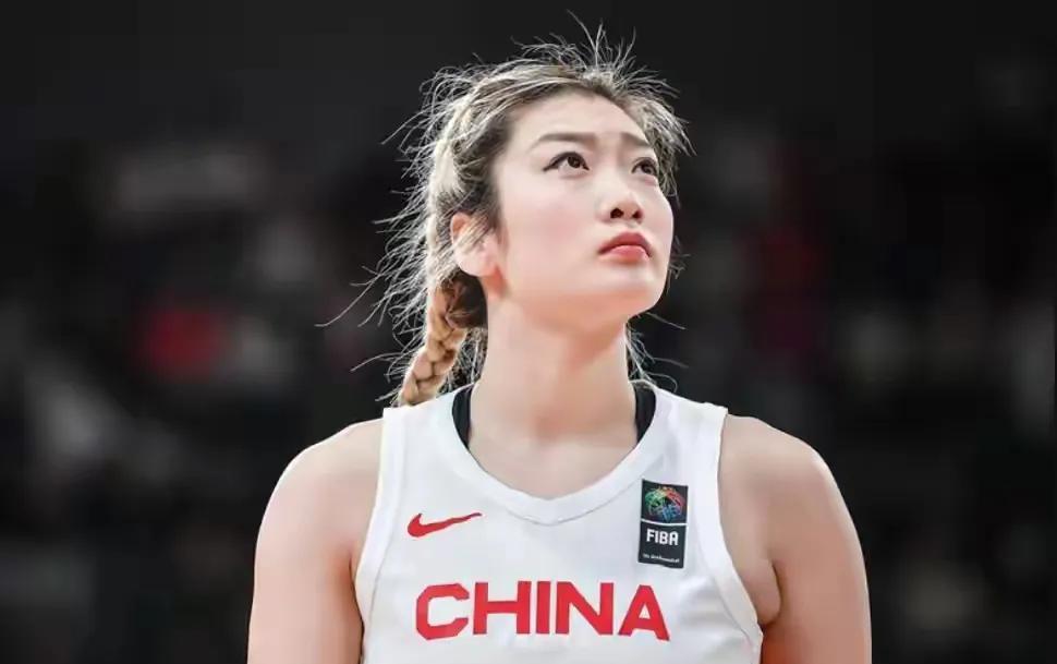 突发！女篮核心李梦因伤无缘亚洲杯