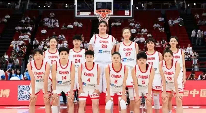 中国女篮狂胜67分！杨舒予22+5+6全能统治攻防